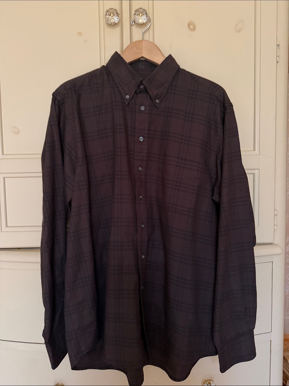 Men’s Burberry Chocolate Brown & Black Buttondown with Buttondown Collar XL